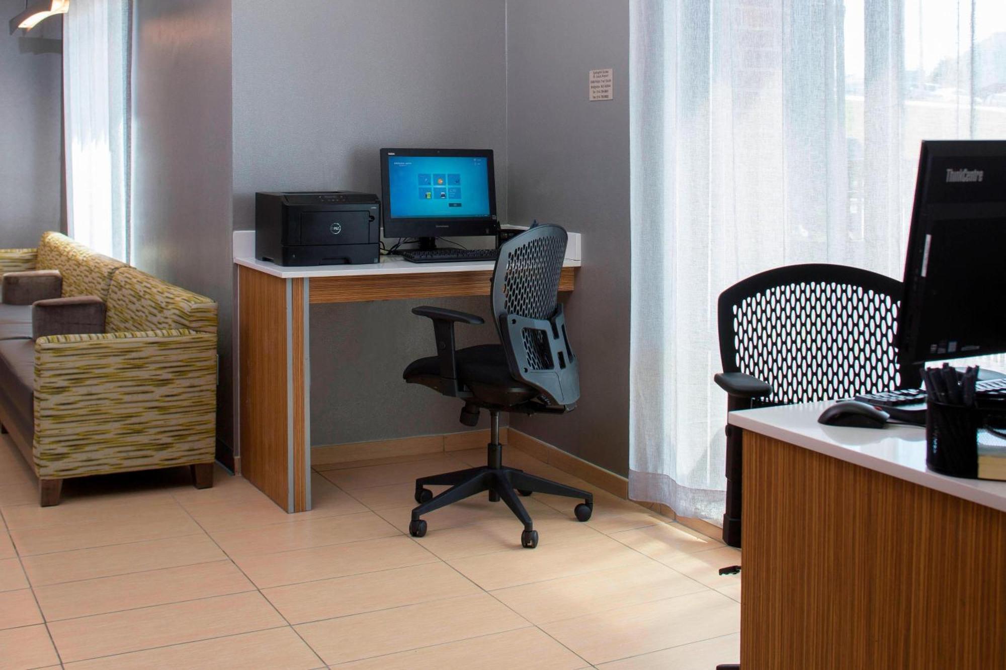 Springhill Suites St. Louis Airport/Earth City Бриджтън Екстериор снимка