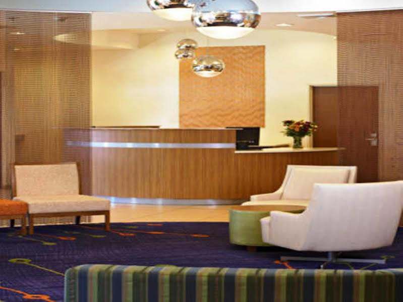 Springhill Suites St. Louis Airport/Earth City Бриджтън Екстериор снимка